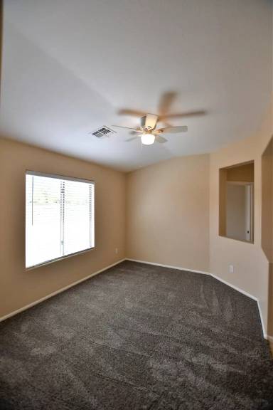 Main picture of 258 W Love Rd