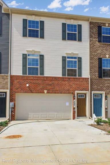 Main picture of 327 Southwind Dr