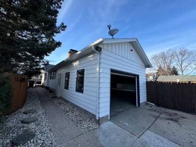 Main picture of 1035 10th St