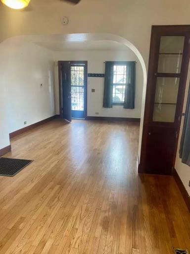 Main picture of 814 E 10th Ave