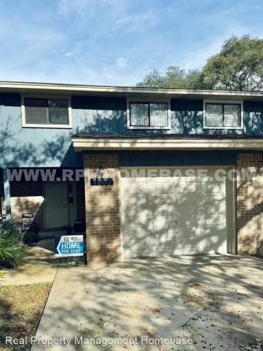 Main picture of 1803 Valparaiso Blvd