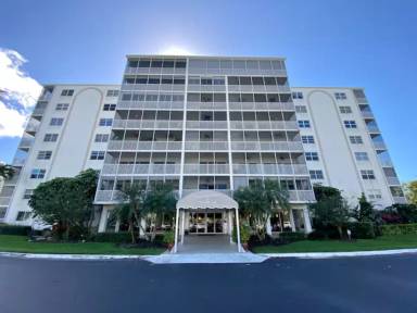 Main picture of 1 Bluebill Ave