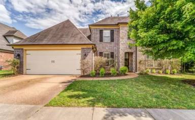 Main picture of 10165 Carly Dr