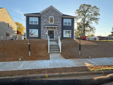 Main picture of 2232 S 11th St