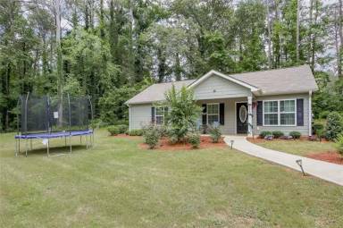Main picture of 2220 Bascomb Carmel Rd