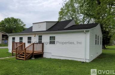 Main picture of 517 Utica Sellersburg Rd