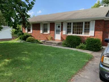 Main picture of 2409 Fleetwood Dr
