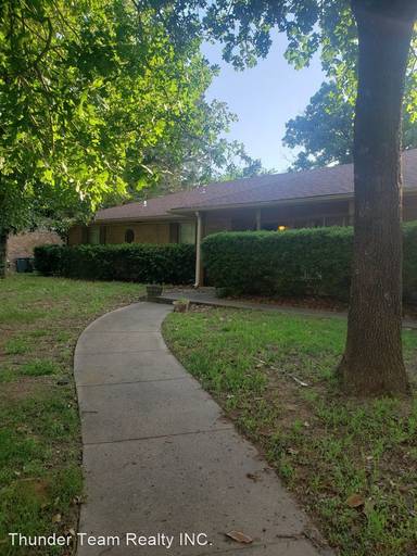 Main picture of 1901 Wren Ct