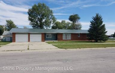 Main picture of 408 Pine St