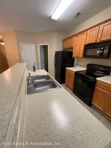 Main picture of 8520 Kaden Dr