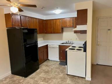 Main picture of 1371 Mendon Rd