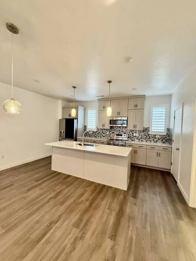 Main picture of 957 W Coalburn Way