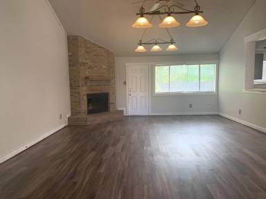 Main picture of 6283 Woodstream Trl