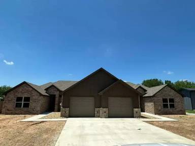 Main picture of 228 Saint Charles Dr