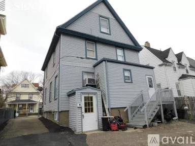 Main picture of 31 Seattle St
