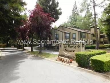 Main picture of 250 Del Verde Cir