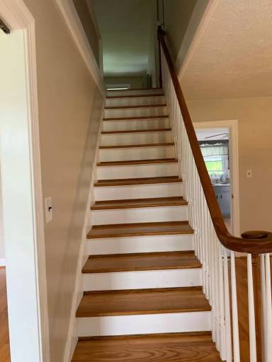 Main picture of 5709 Pleasant Valley Rd