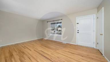 Main picture of 308 Kenady Cir