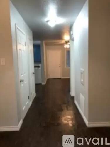 Main picture of 1213 E Main St
