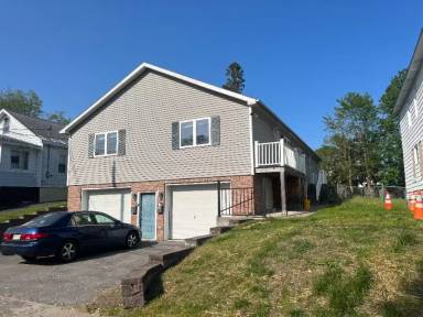 Main picture of 453 Twelfth St