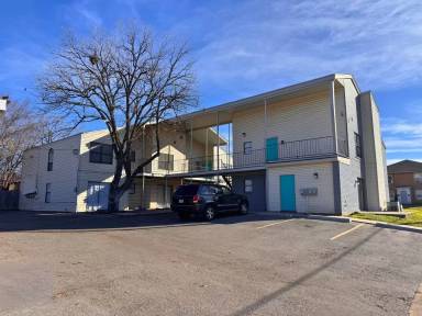 Main picture of 1611 Bell St