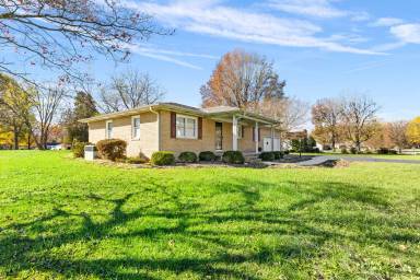 Main picture of 709 Frontier Cir