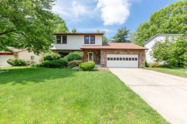 Main picture of 7095 White Butterfly Ln