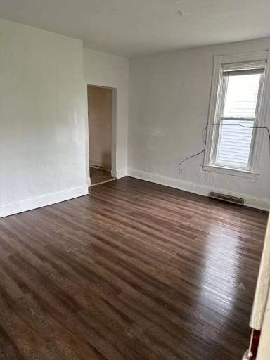 Main picture of 31 Caldwell Ave