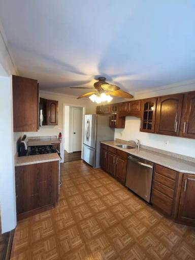 Main picture of 1596 Deer Hollow Dr
