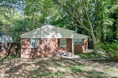 Main picture of 2521 Rachel St