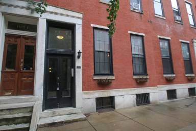 Main picture of 1826 Pine St
