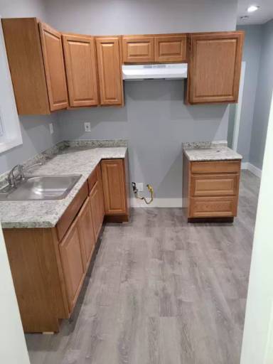 Main picture of 220 S 10th St