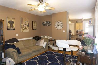 Main picture of 106 Warren St