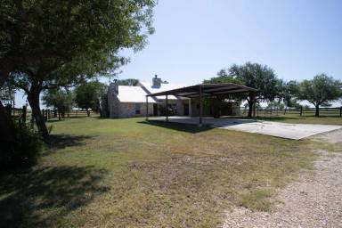 Main picture of 4692 SE River Rd
