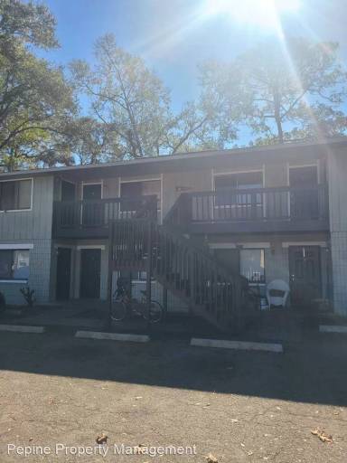 Main picture of 6823 SW 4th Pl