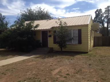 Main picture of 2409 31st St