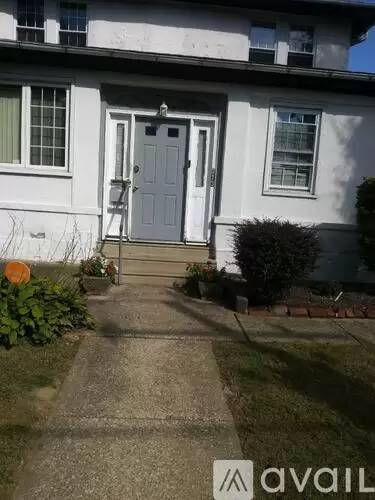 Main picture of 313 N Maple Ave