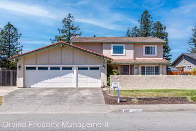 Main picture of 4811 Fairway Dr