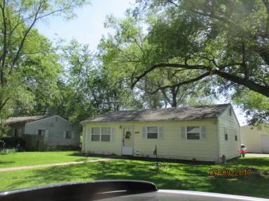 Main picture of 1400 Richard Dr