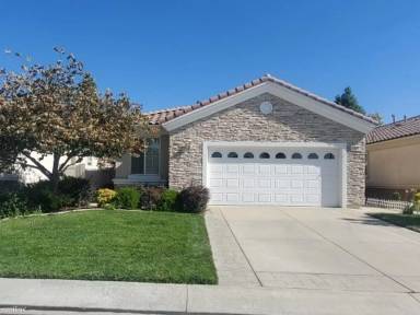 Main picture of 1760 Sarazen St