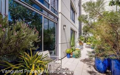 Main picture of Blu Condominiums
