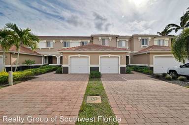 Main picture of 9726 Roundstone Cir