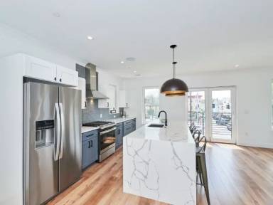 Main picture of 2 Neponset Ave