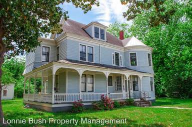 Main picture of 2813 Bayview Blvd