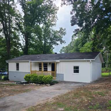 Main picture of 5994 Pisgah Rd SW