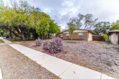 Main picture of 411 Shannon Lee St