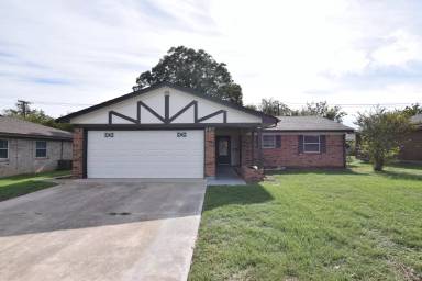 Main picture of 105 Manning Dr