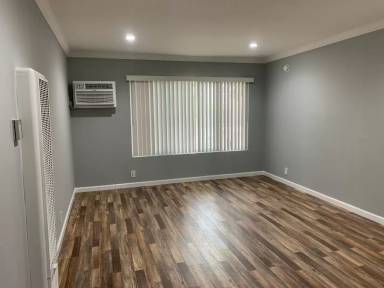 Main picture of 1547 S St. Andrews Pl - 08