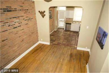 Main picture of 43 E Barney St