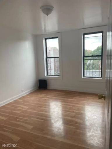 Main picture of 50 Buchanan Pl